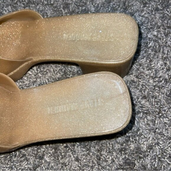 STEVE MADDEN Gold Metallic Slip-on Sandal Heels Sz8M - Picture 2 of 7